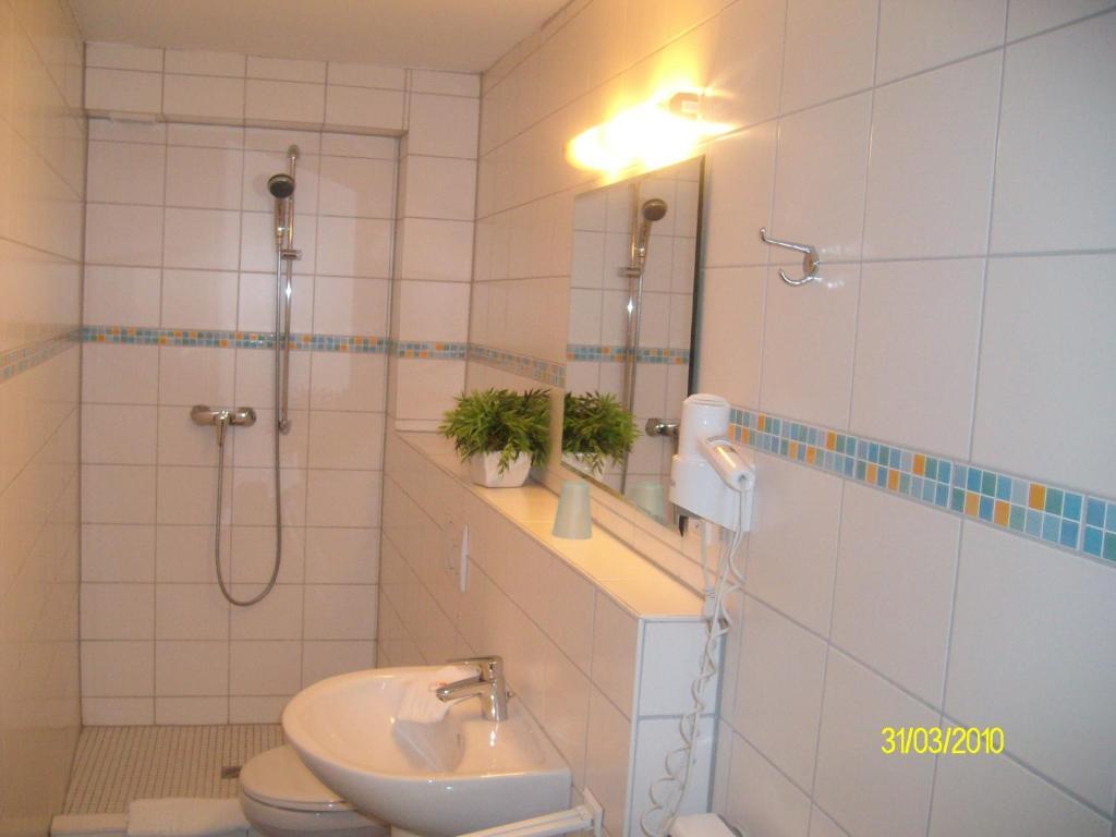 Hotel Gaestehaus Priester Limburg an der Lahn Cameră foto